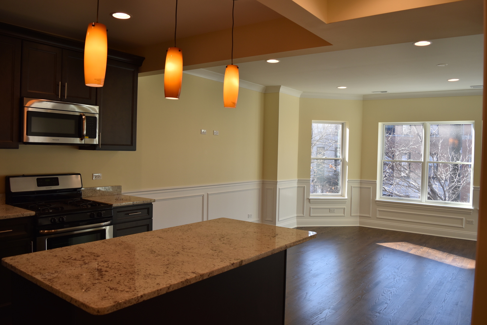 3541 N Reta Avenue Unit: 3