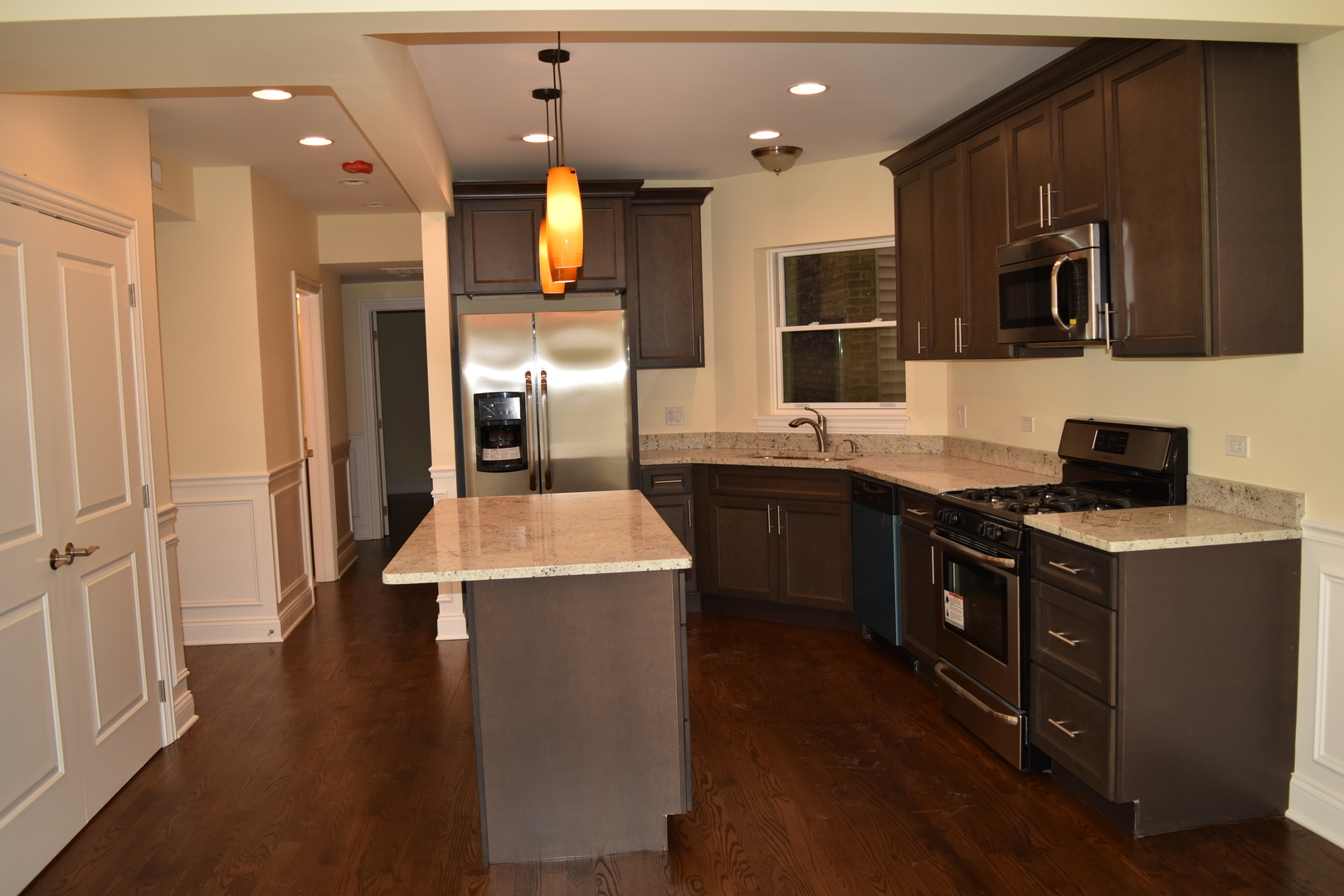 3541 N Reta Avenue Unit: 3