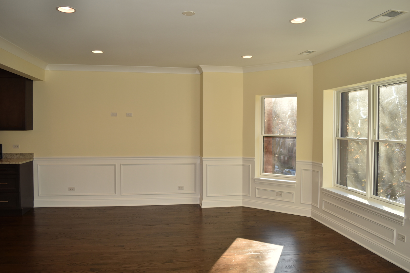 3541 N Reta Avenue Unit: 3
