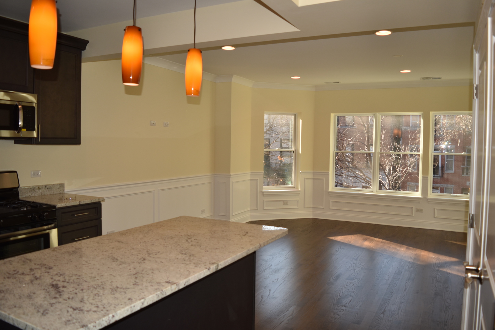 3541 N Reta Avenue Unit: 3