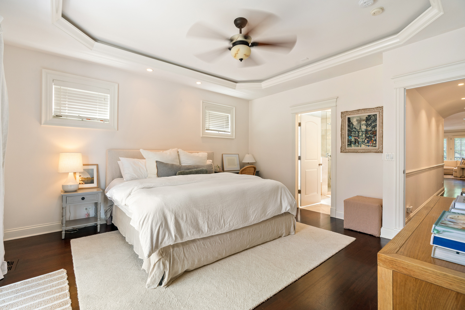 901 W Fletcher Street Unit: 2