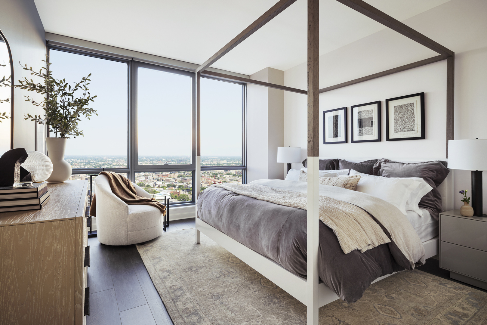164 N Peoria Street Unit: 908
