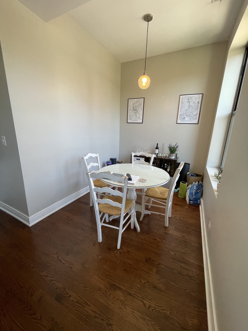 3502 N Sheffield Avenue Unit: 2