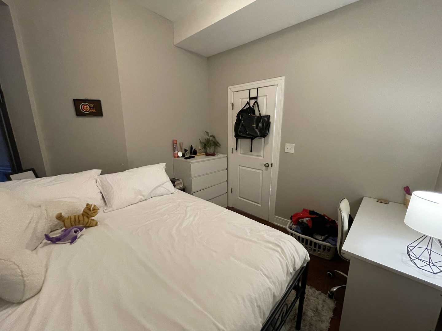 3502 N Sheffield Avenue Unit: 2