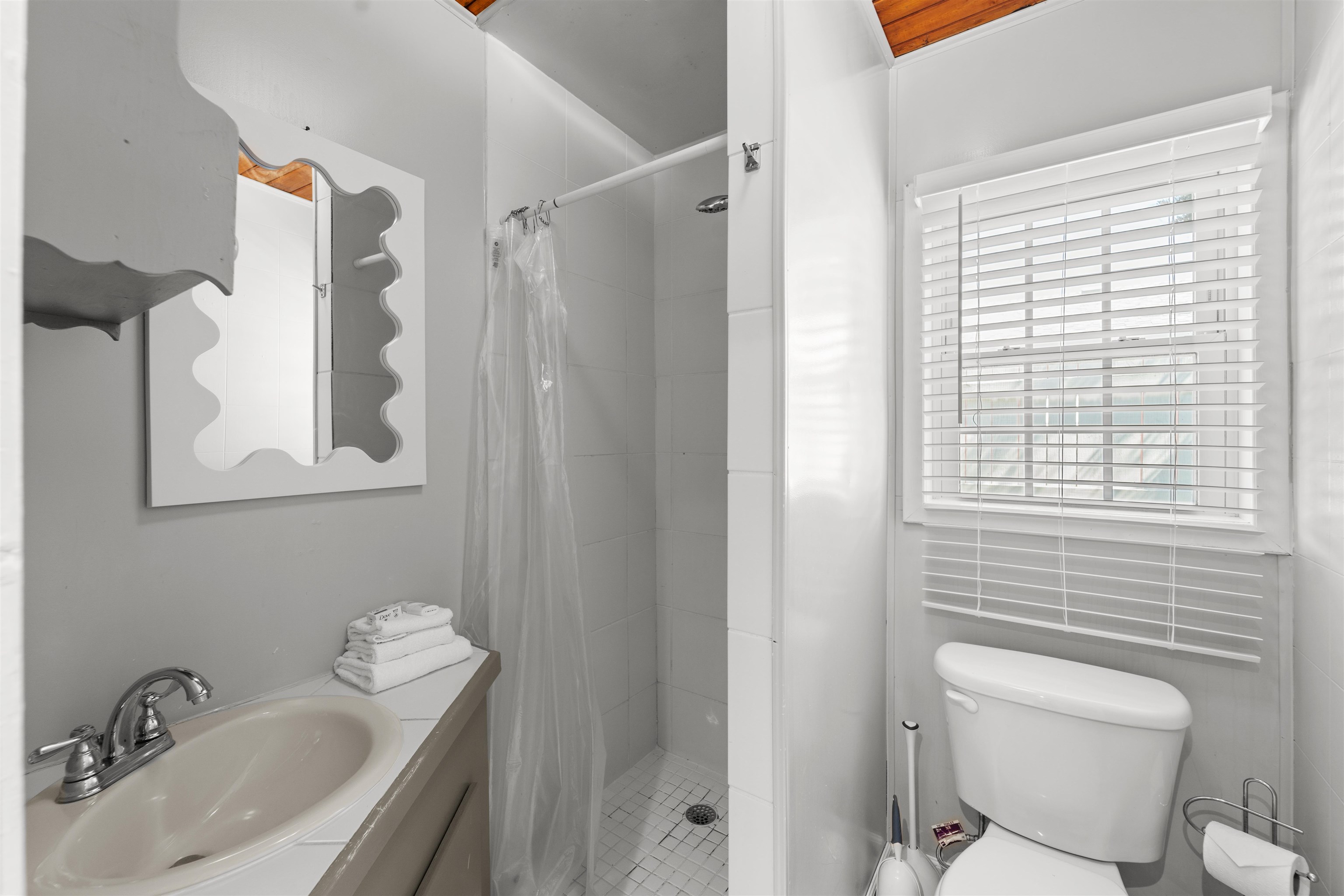 502 Suffolk Street Lot 915