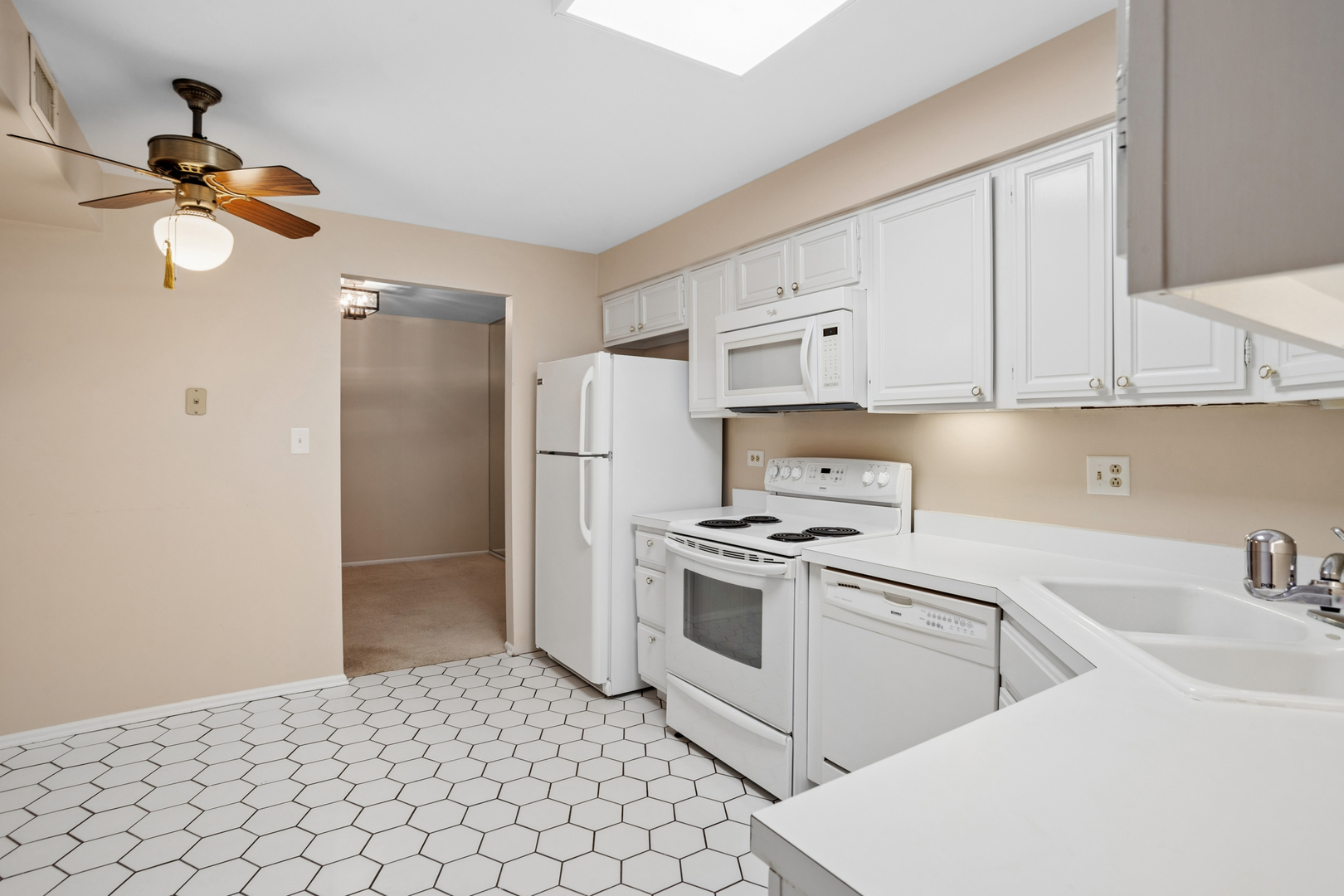 200 Lake Boulevard Unit: 428