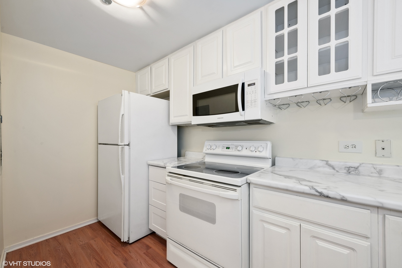 61 W 15th Street Unit: 204