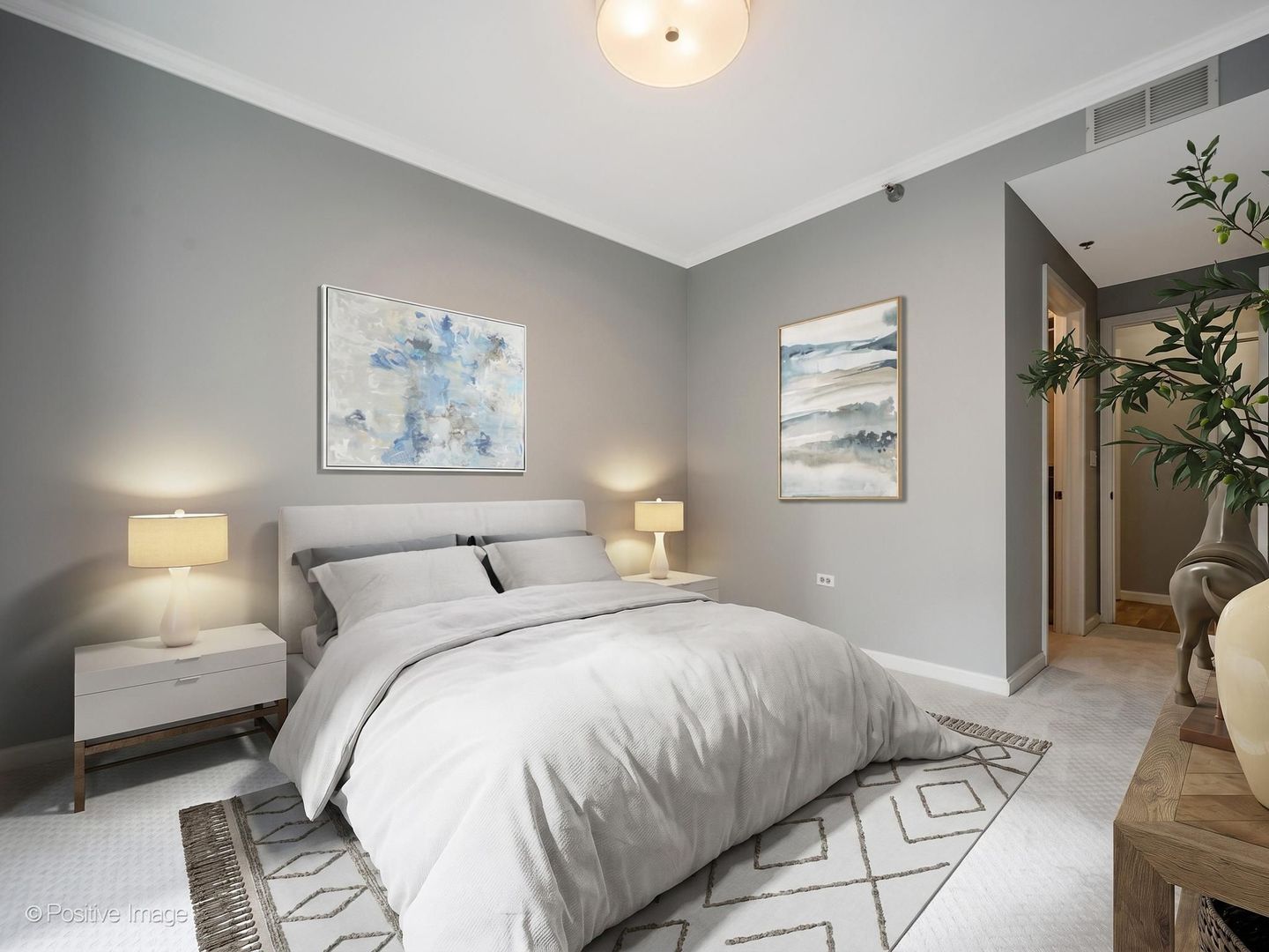 160 E ILLINOIS Street Unit: 1604