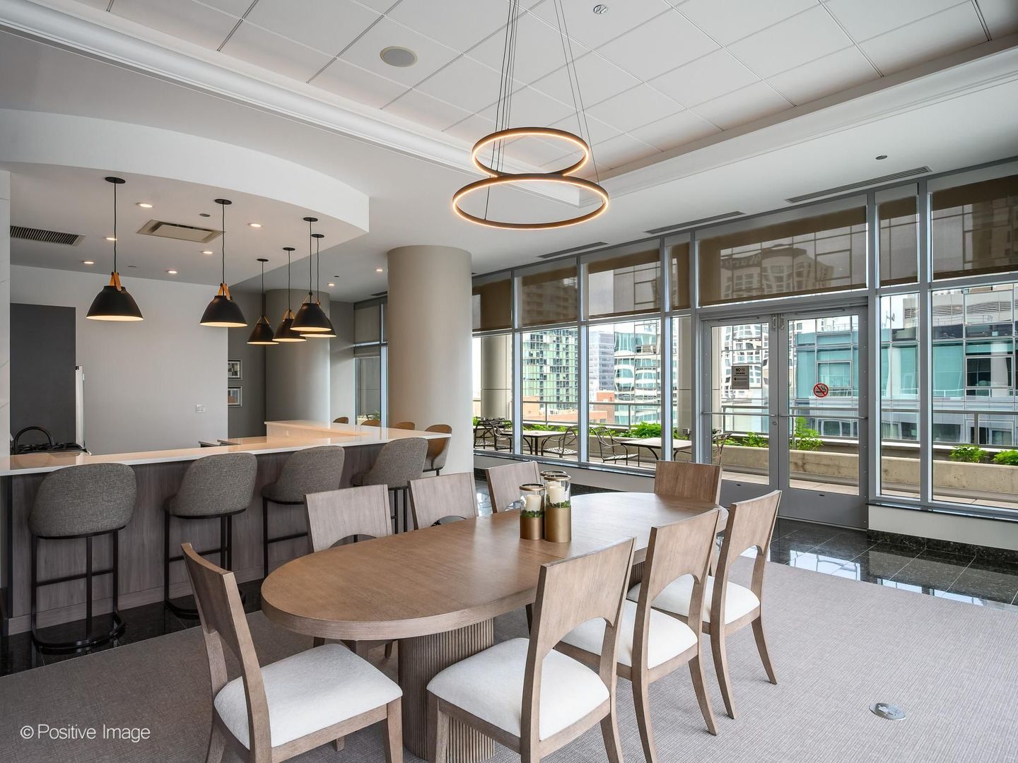 160 E ILLINOIS Street Unit: 1604