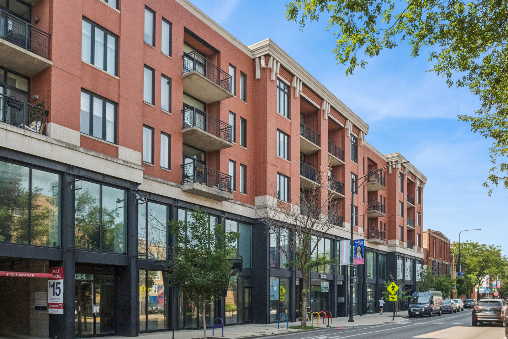 3232 N Halsted Street Unit: D712