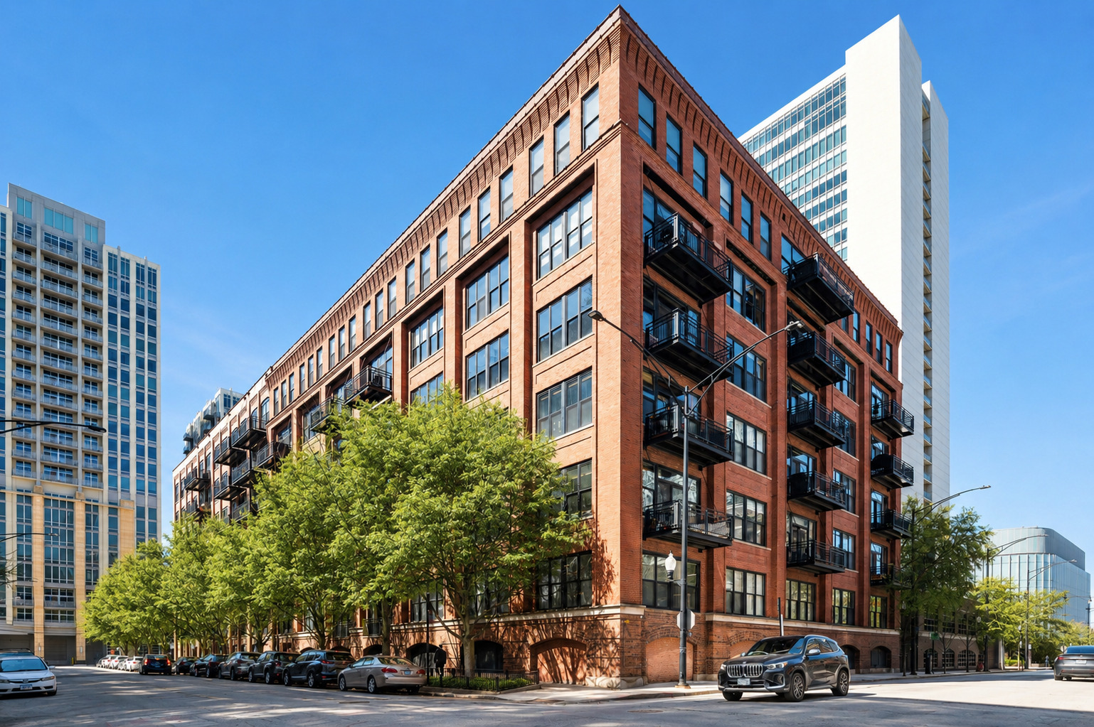 520 W Huron Street Unit: 412