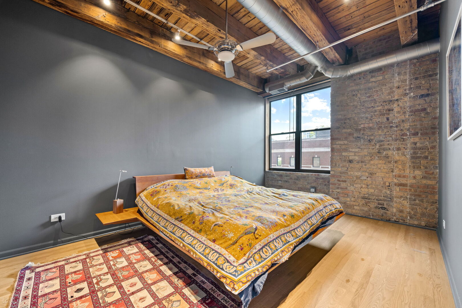 520 W Huron Street Unit: 412