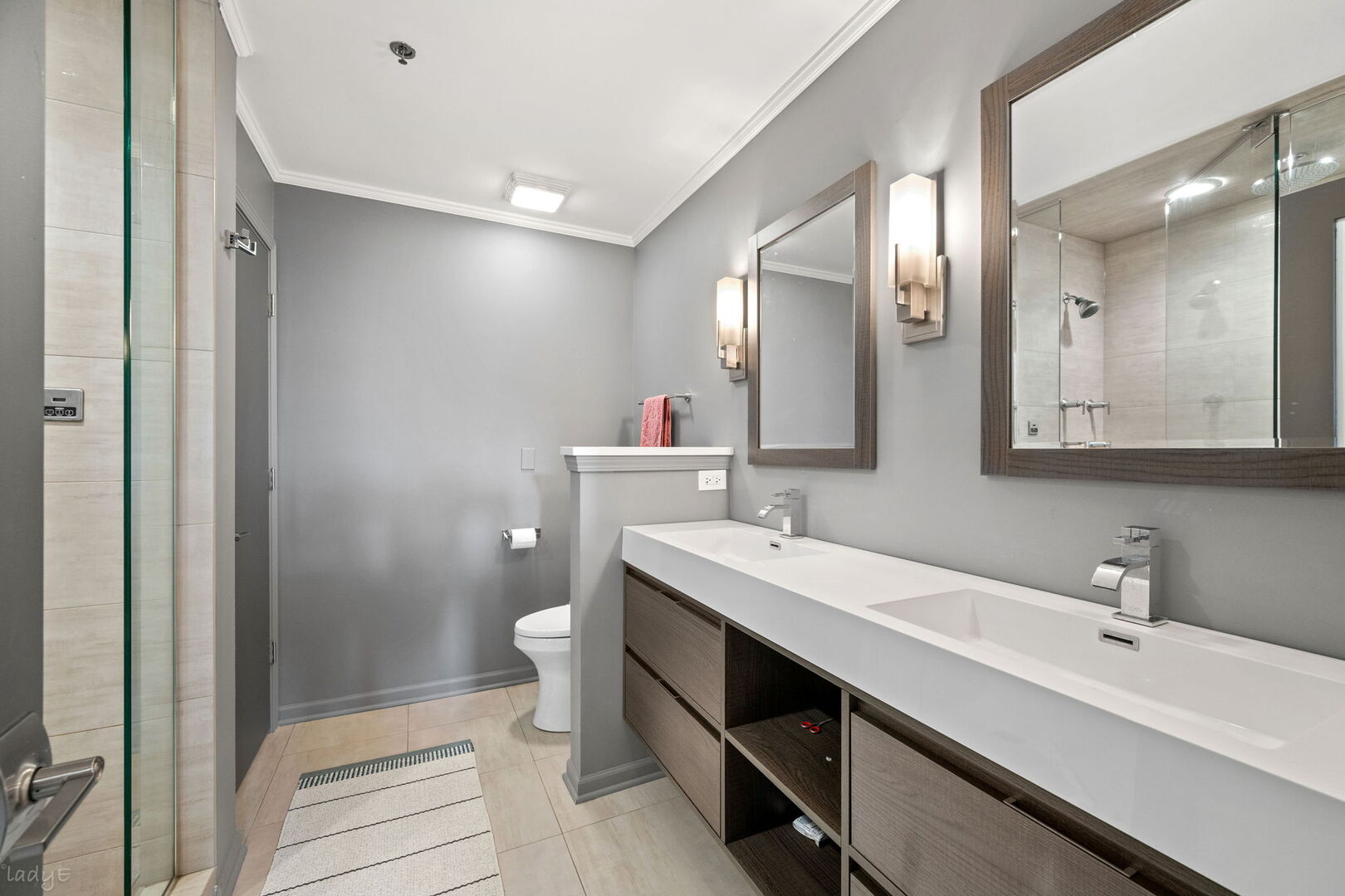 520 W Huron Street Unit: 412
