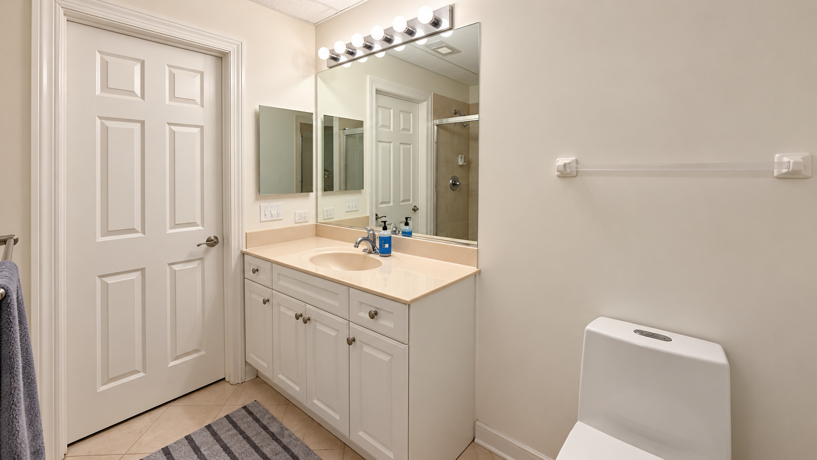541 Bridgestone Court Unit: 541