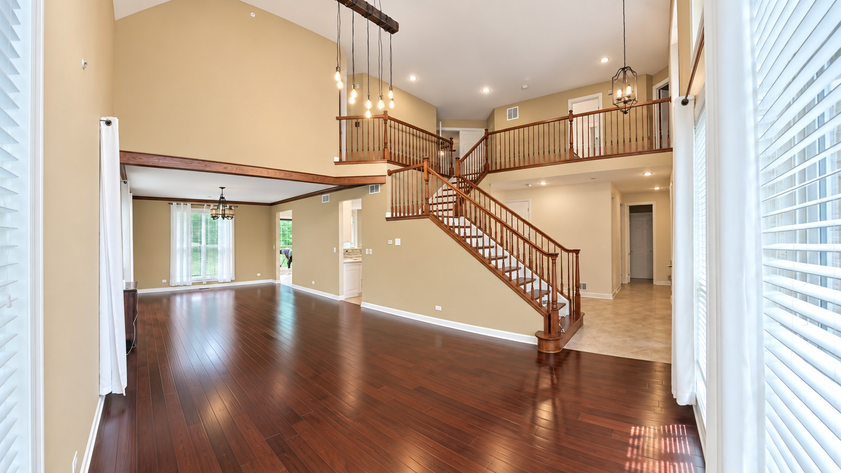 541 Bridgestone Court Unit: 541