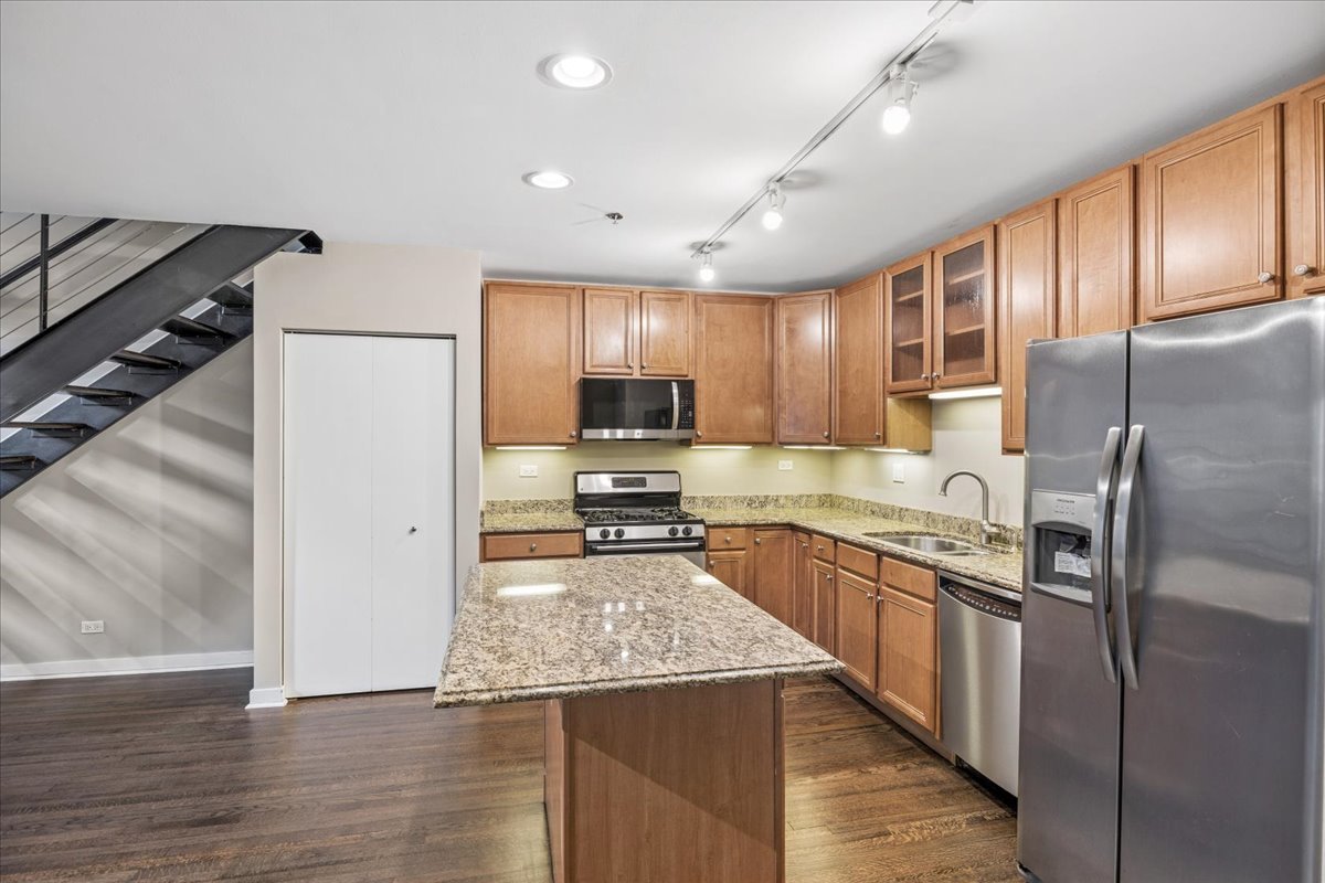 331 S Ridgeland Avenue Unit: C