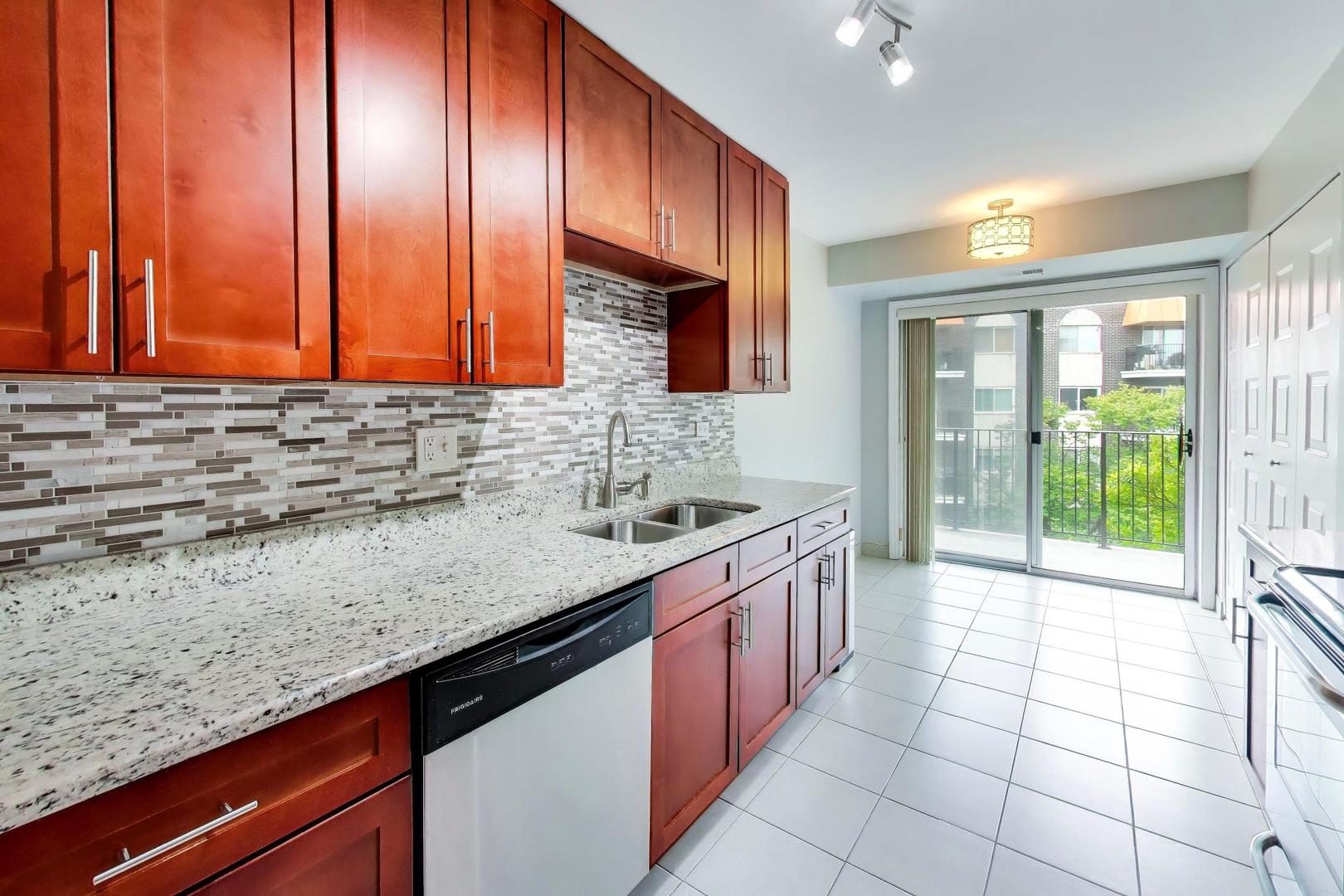 9530 Lamon Avenue Unit: 316