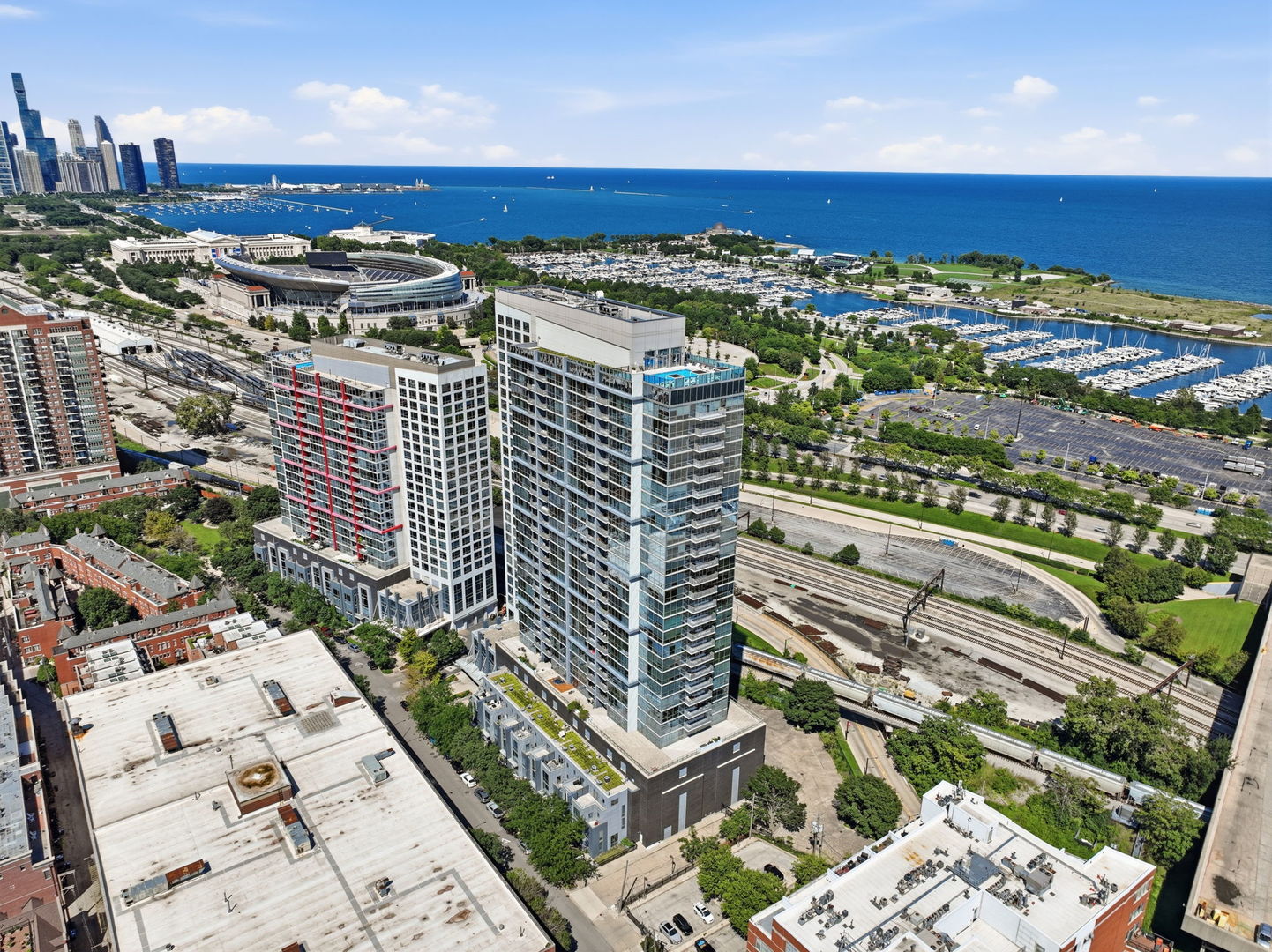 1901 S Calumet Avenue Unit: 2411
