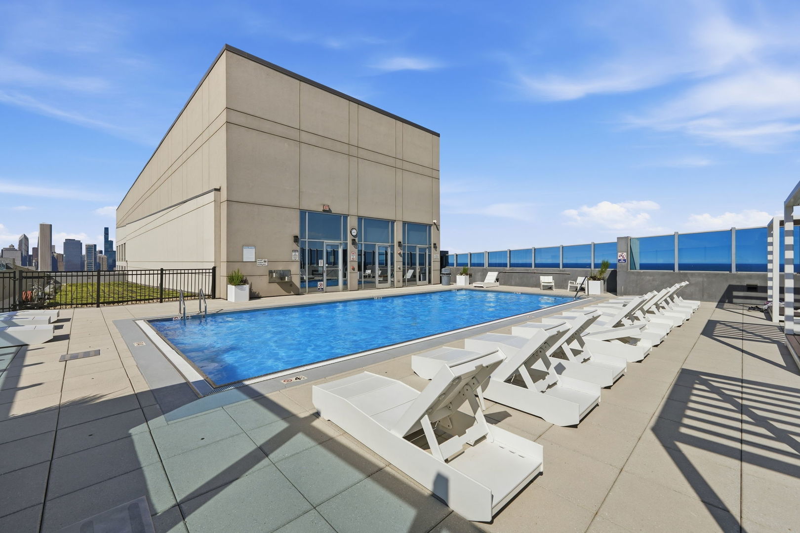 1901 S Calumet Avenue Unit: 2411