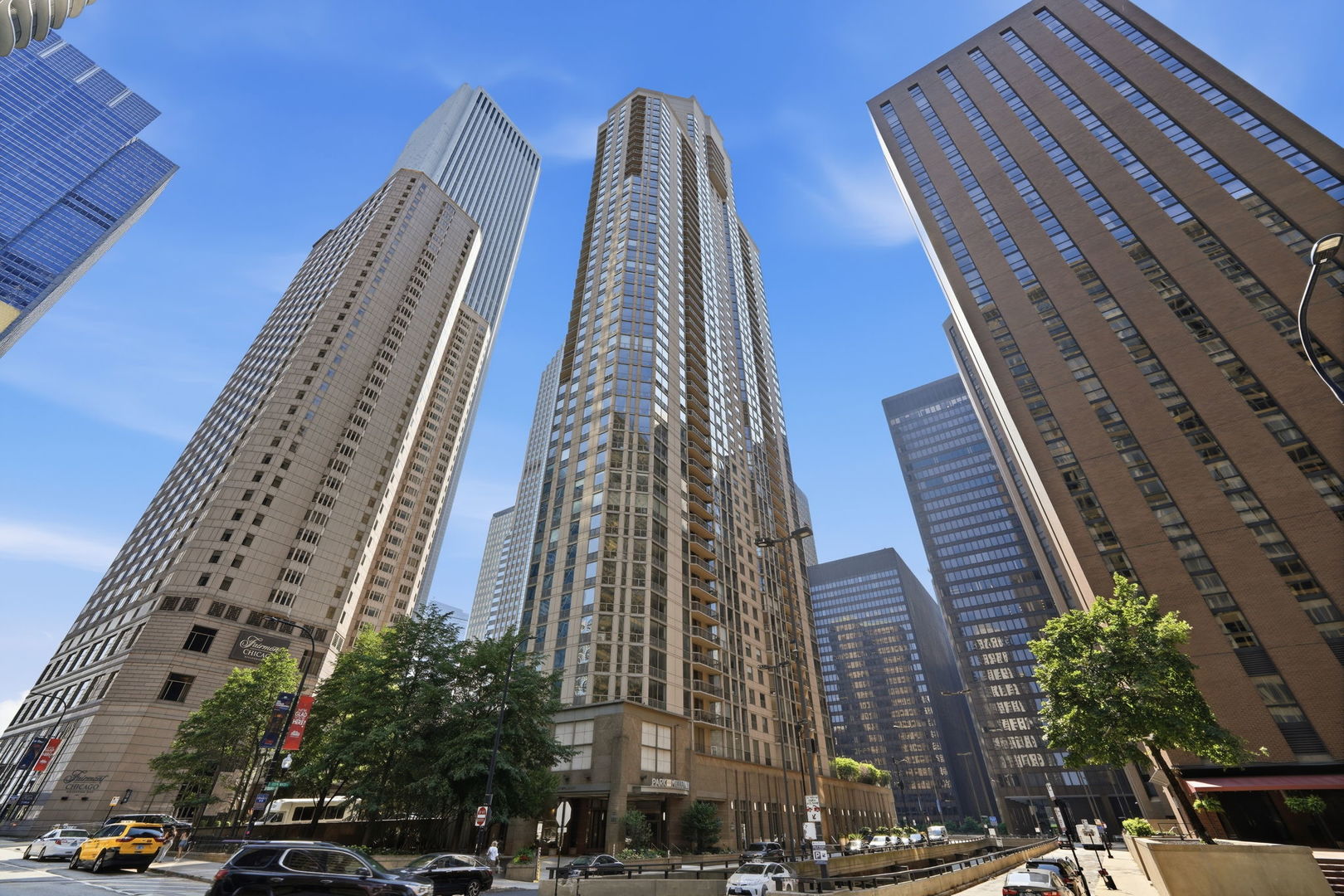 222 N Columbus Drive Unit: 2807