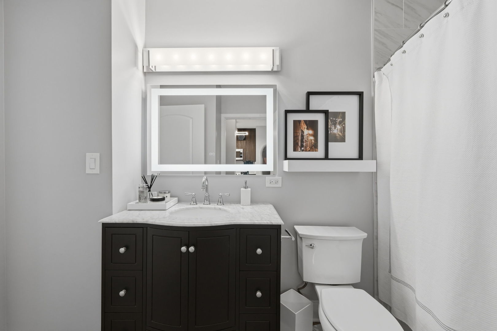 222 N Columbus Drive Unit: 2807