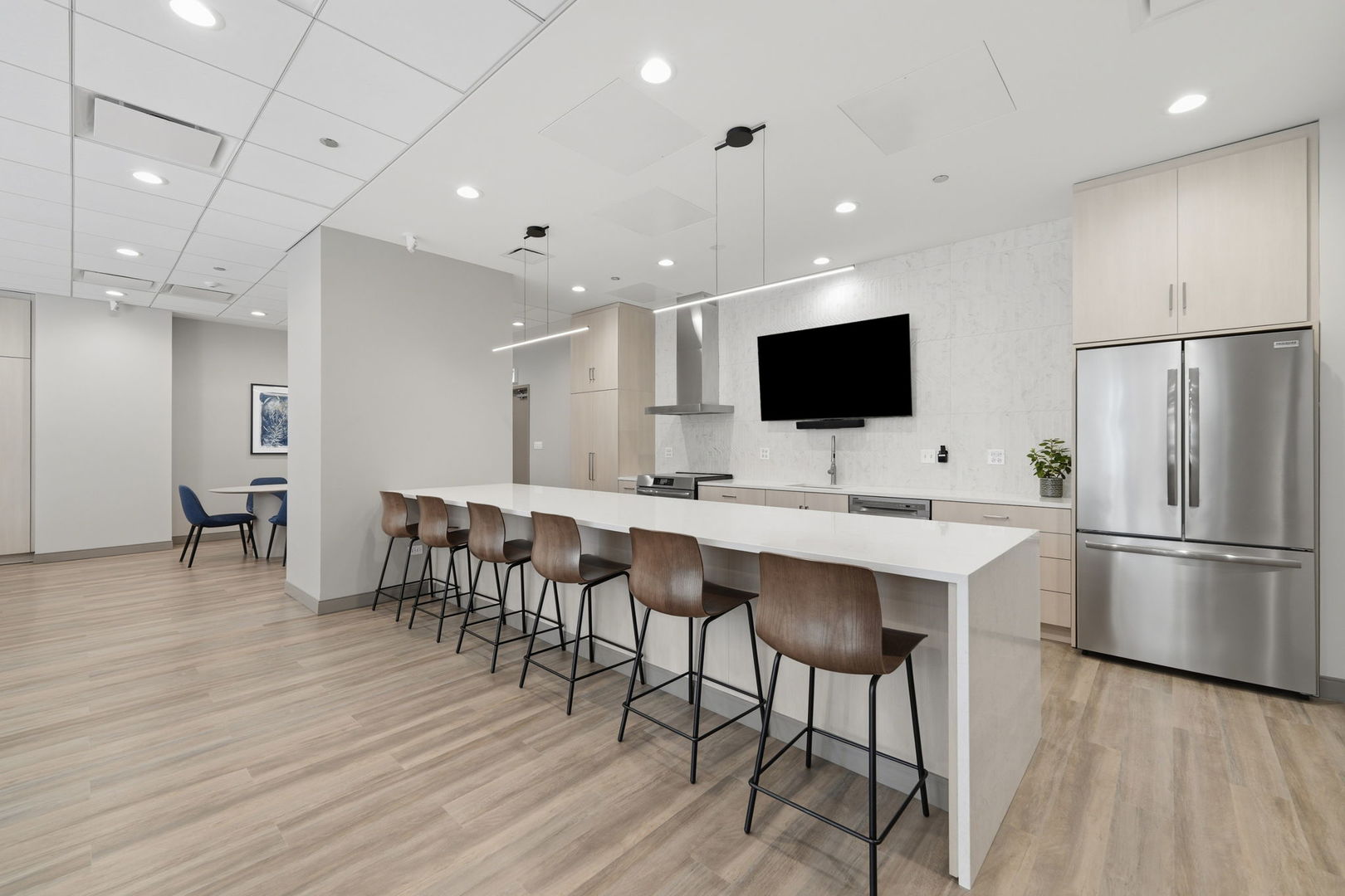 222 N Columbus Drive Unit: 2807