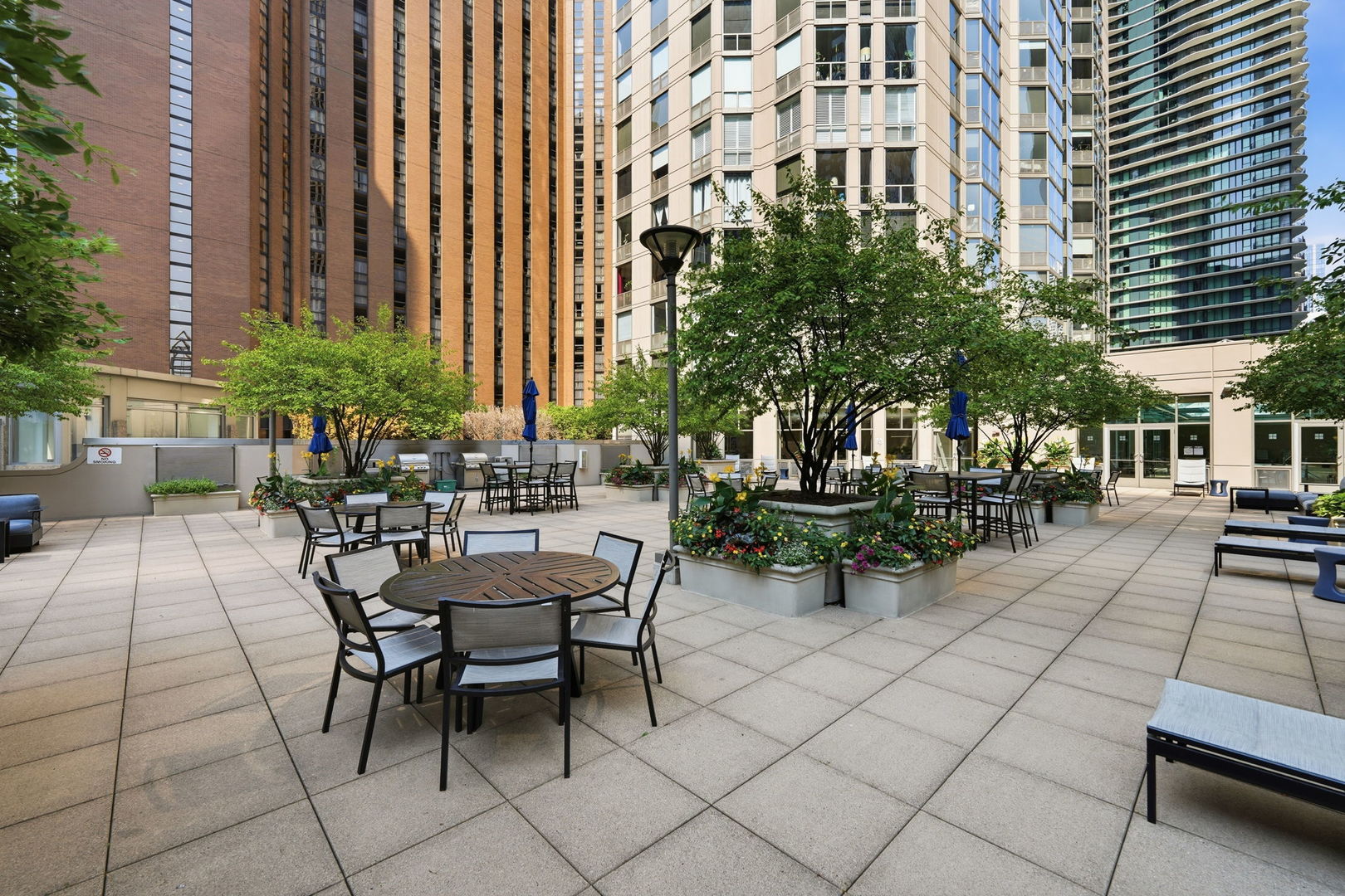 222 N Columbus Drive Unit: 2807
