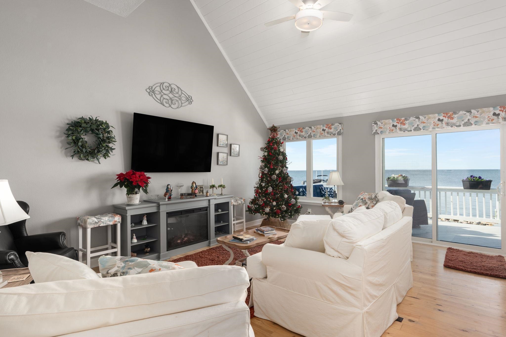 1907 Harbour View Drive Lot 34