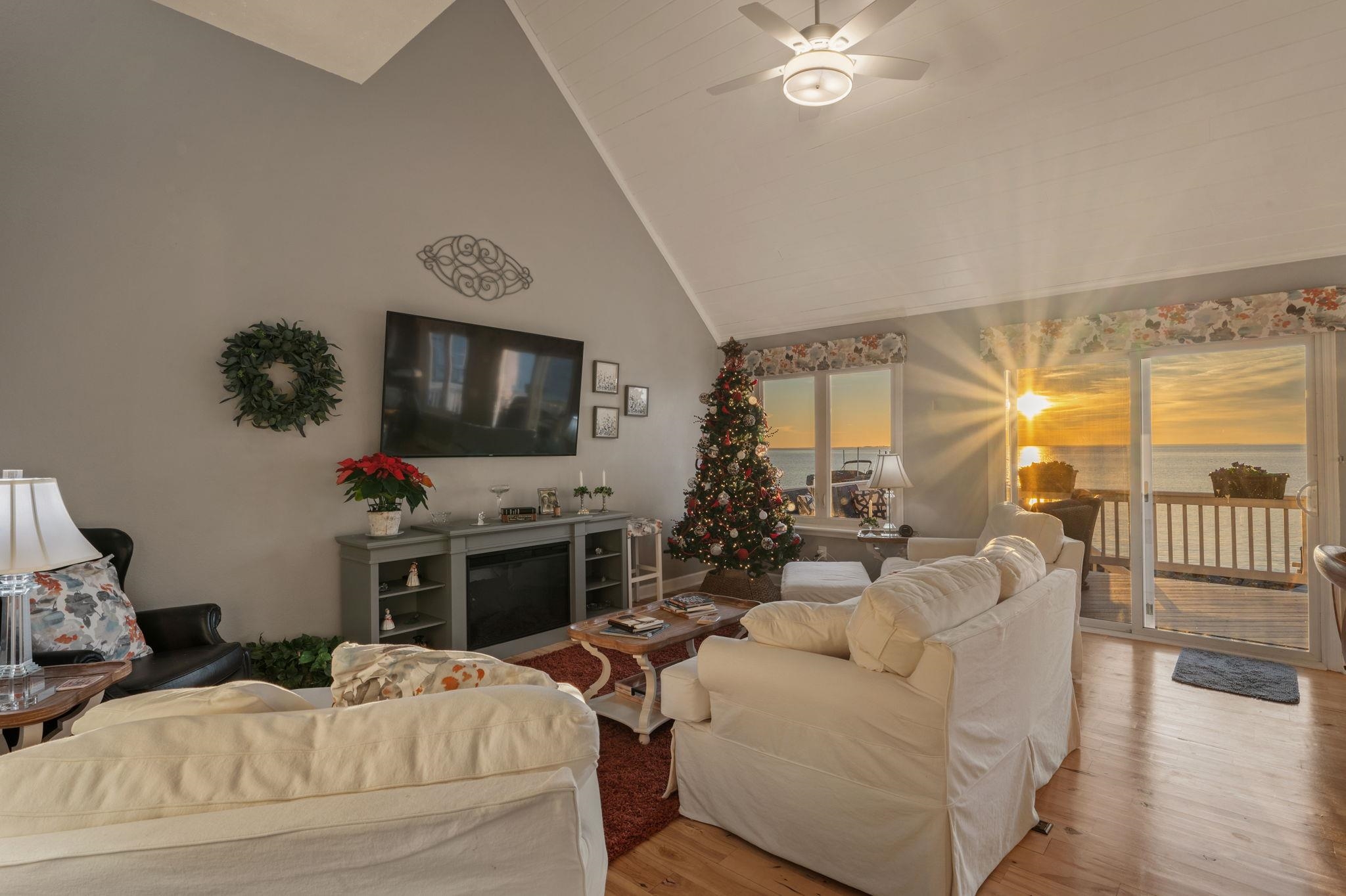 1907 Harbour View Drive Lot 34