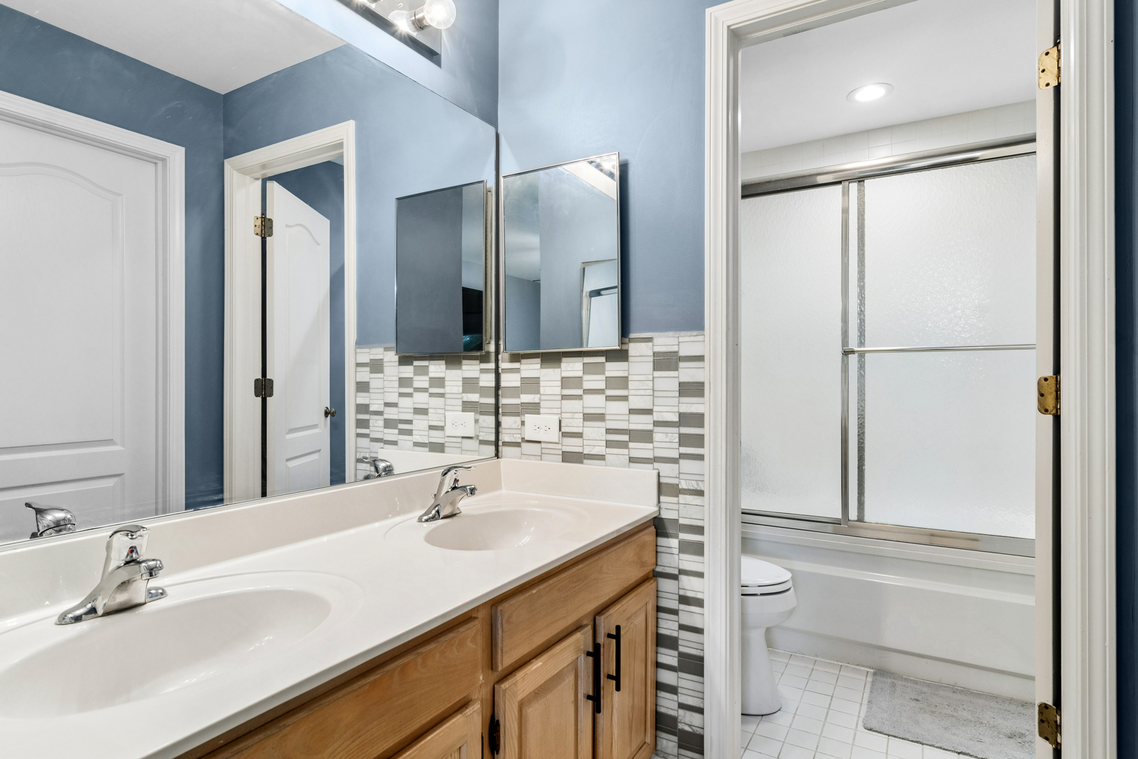 71 Willow Parkway Unit: 72-2