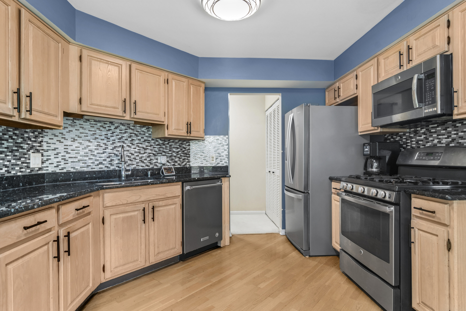 71 Willow Parkway Unit: 72-2