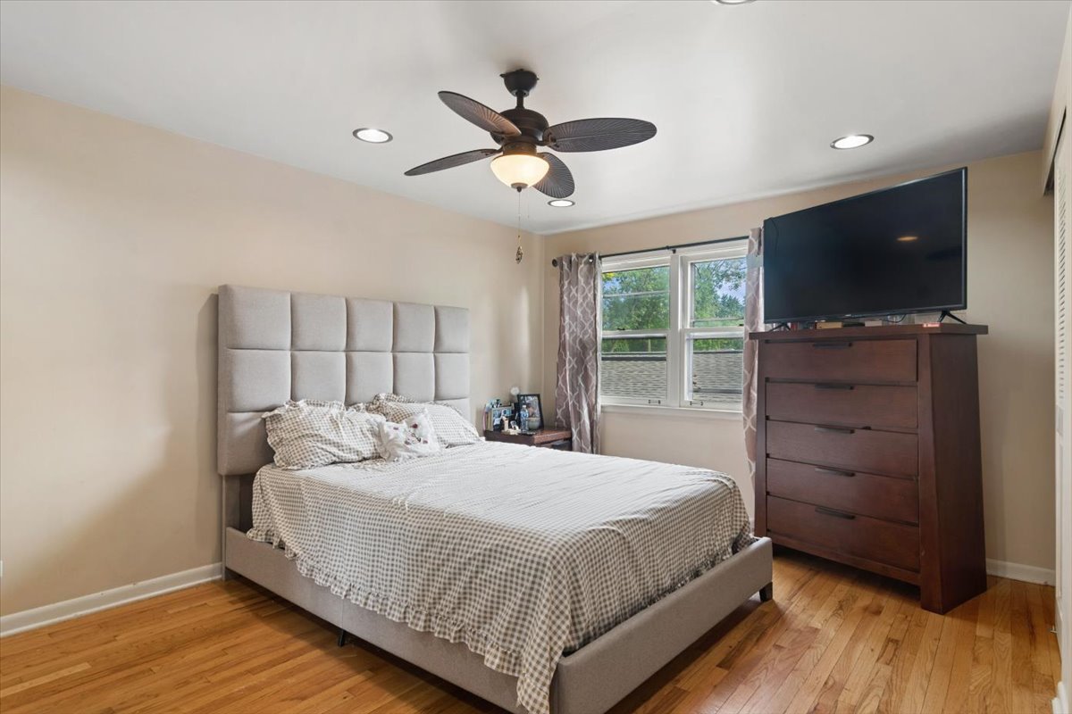 211 W Pickwick Road