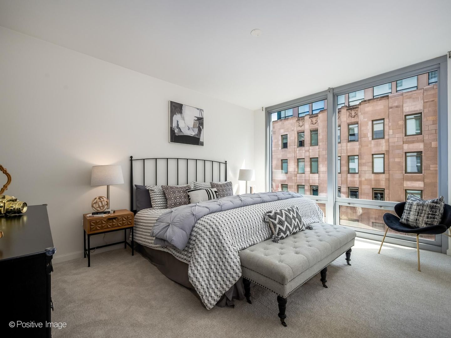 160 E Illinois Street Unit: 901