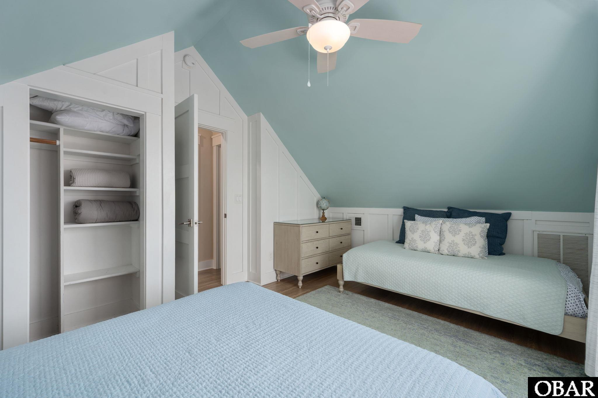 106 E Aviation Avenue Lot 9