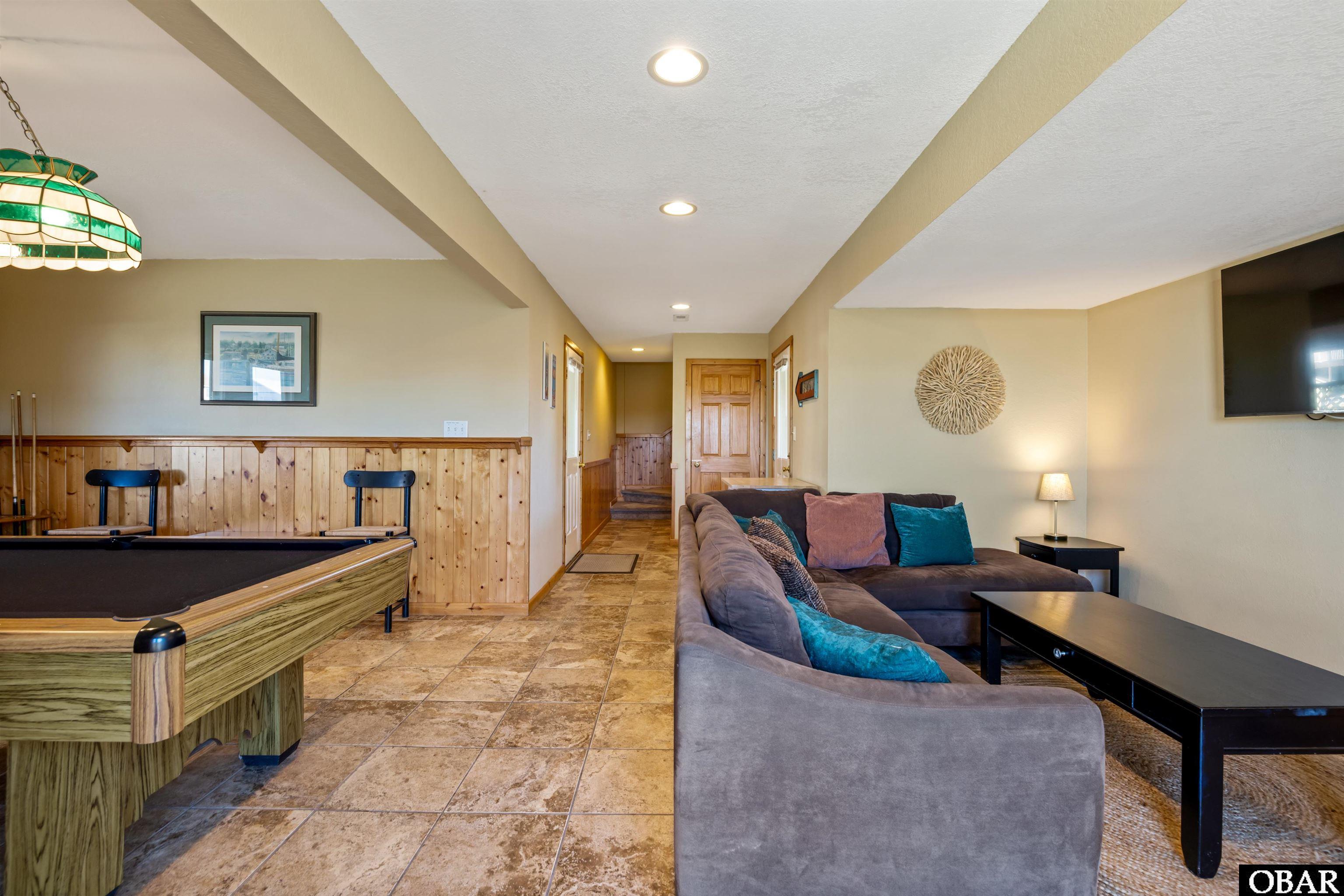 1932 N Virginia Dare Trail Lot 3