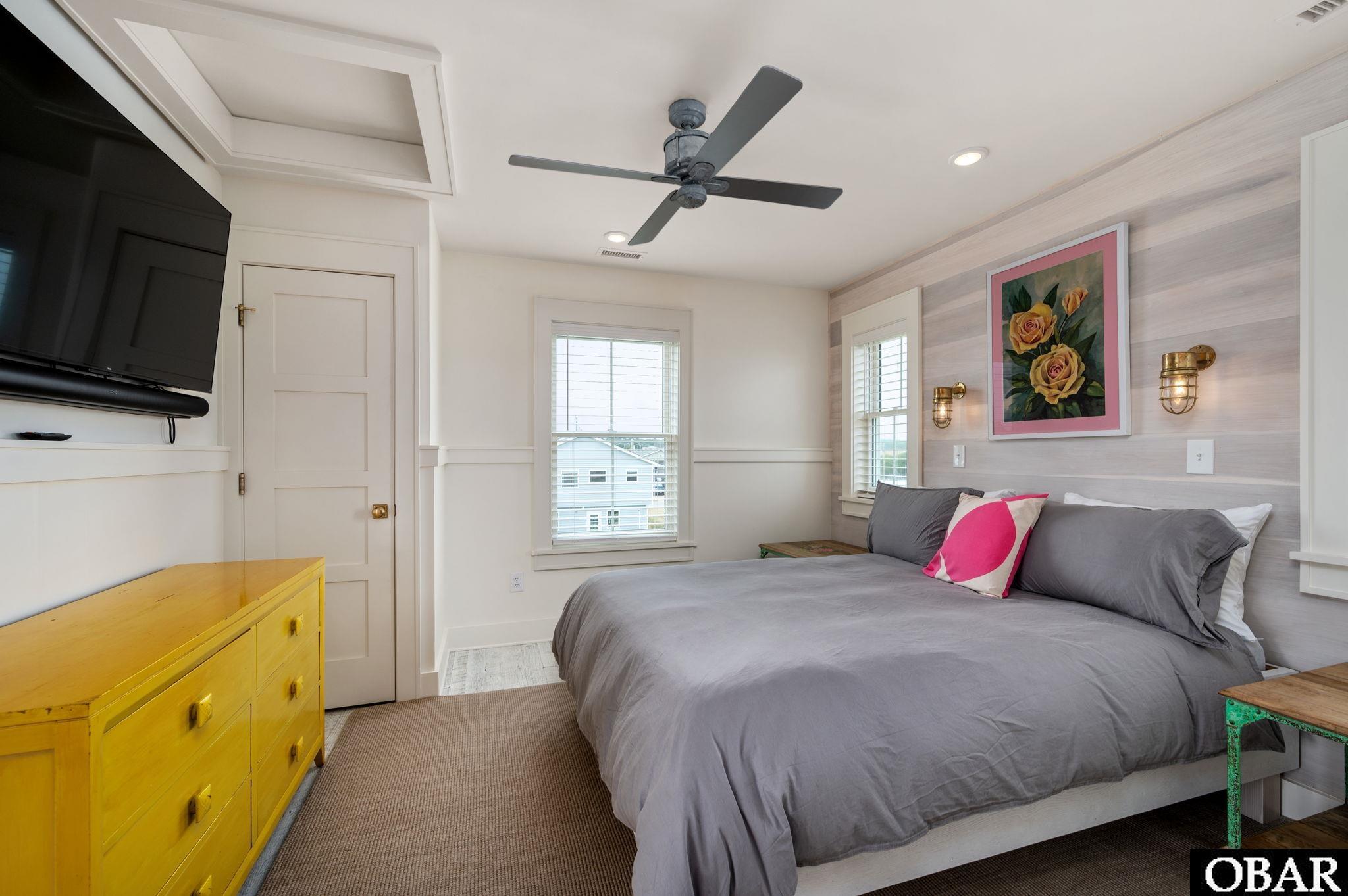 5118 N Virginia Dare Trail Lot 7