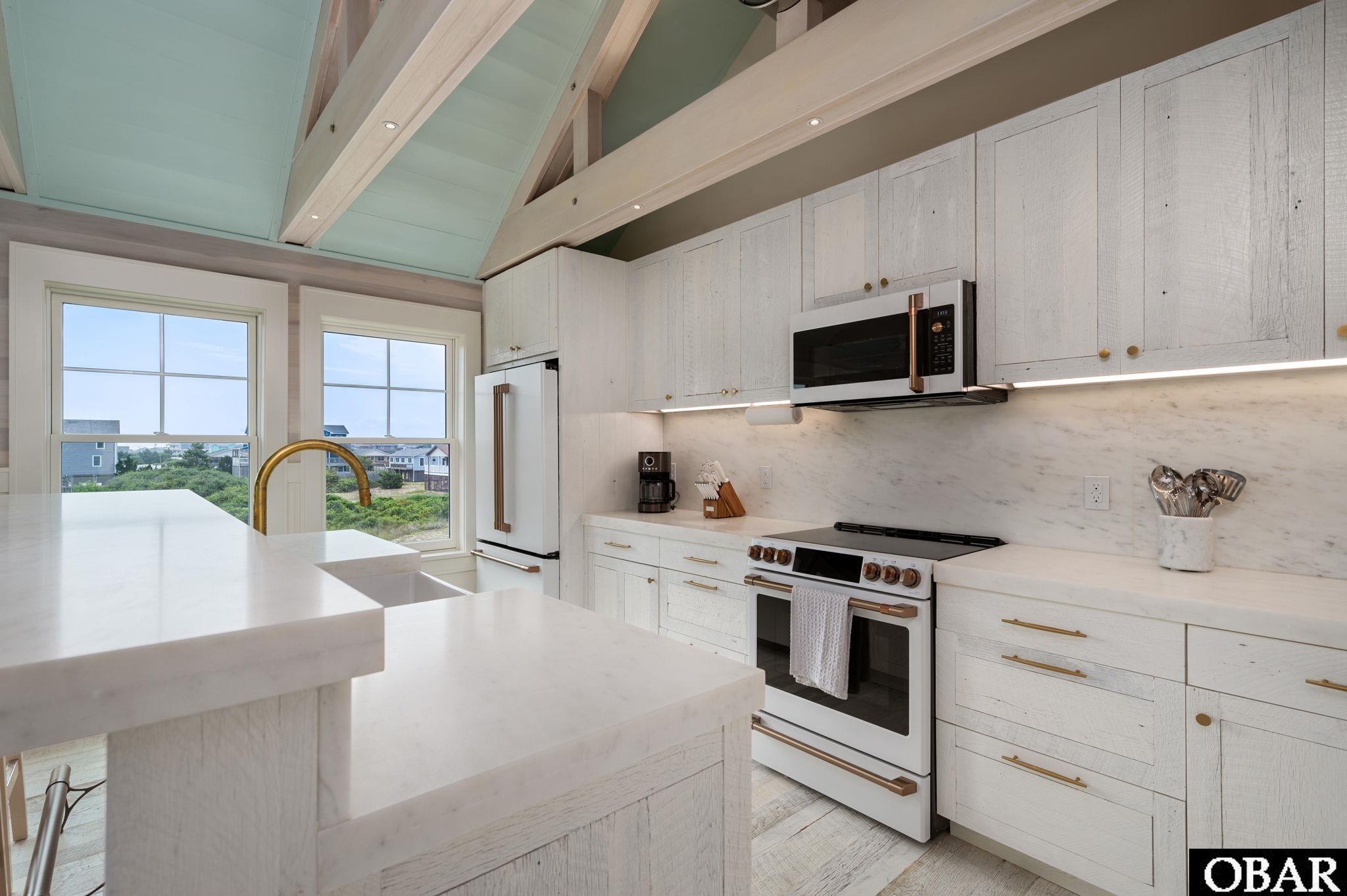 5118 N Virginia Dare Trail Lot 7