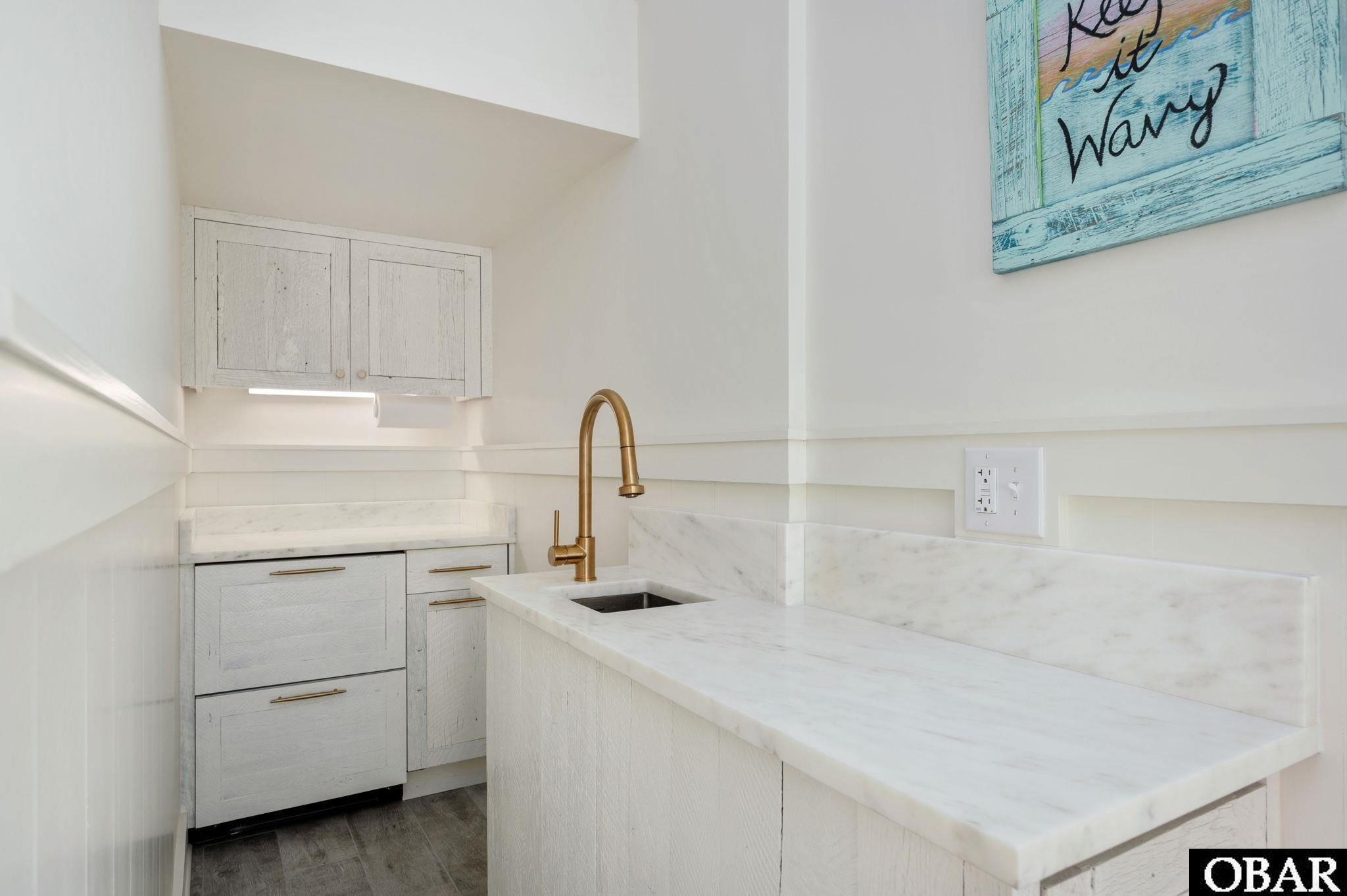 5118 N Virginia Dare Trail Lot 7