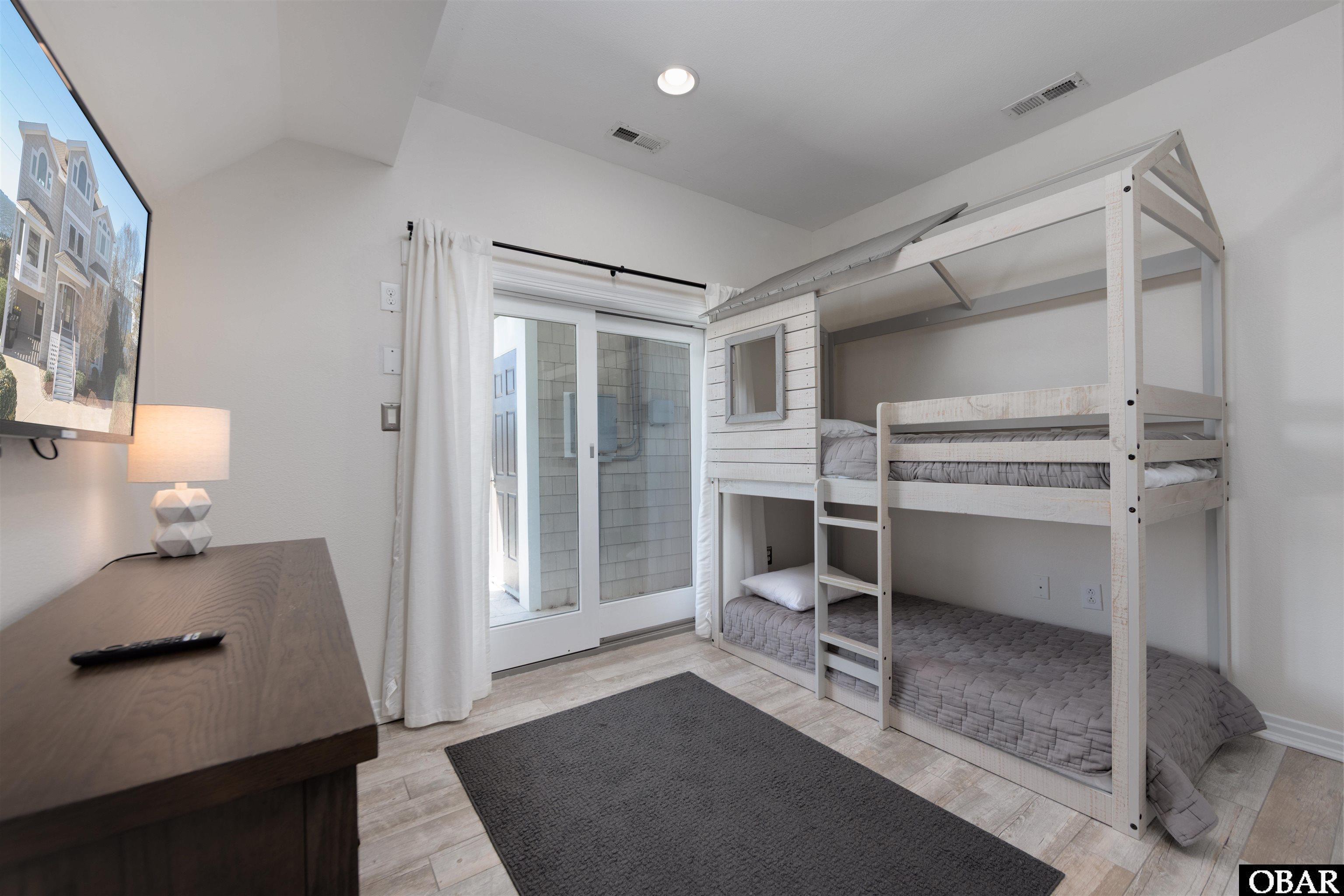 508 First Flight Run Lot 28R