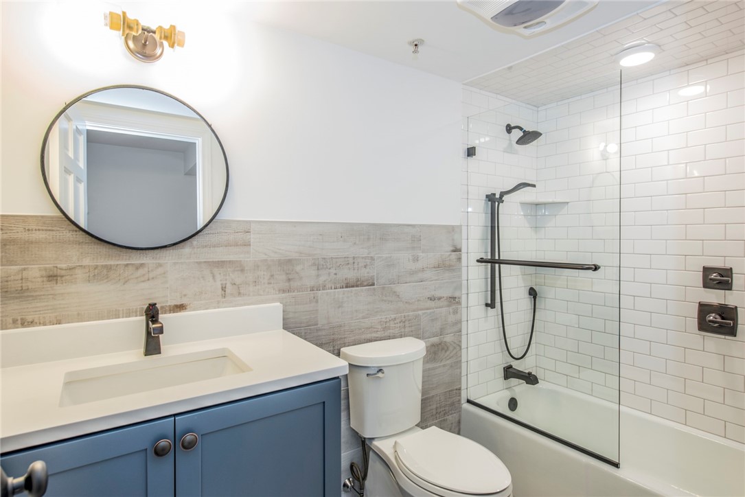 53 Conanicus Avenue 1G