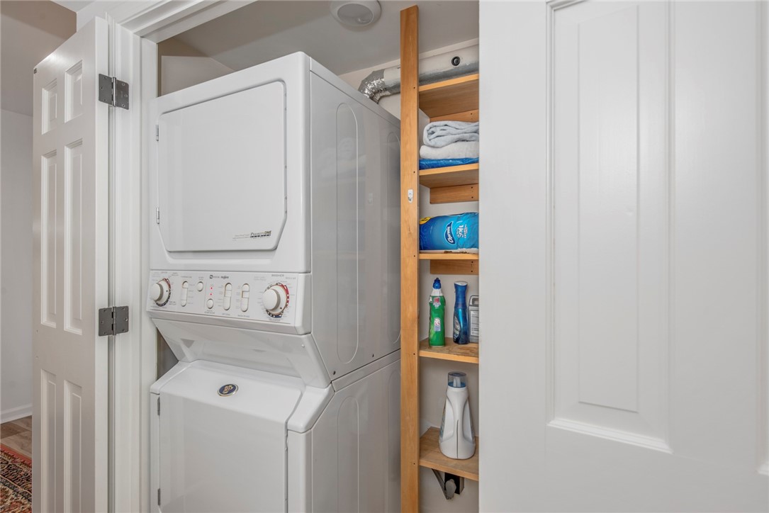 53 Conanicus Avenue 1G