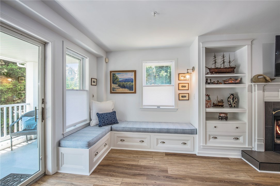 53 Conanicus Avenue 1G