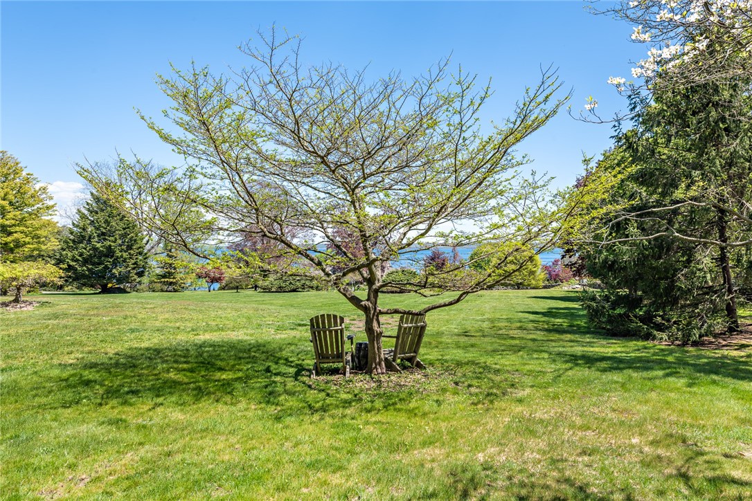 840 East Shore Road