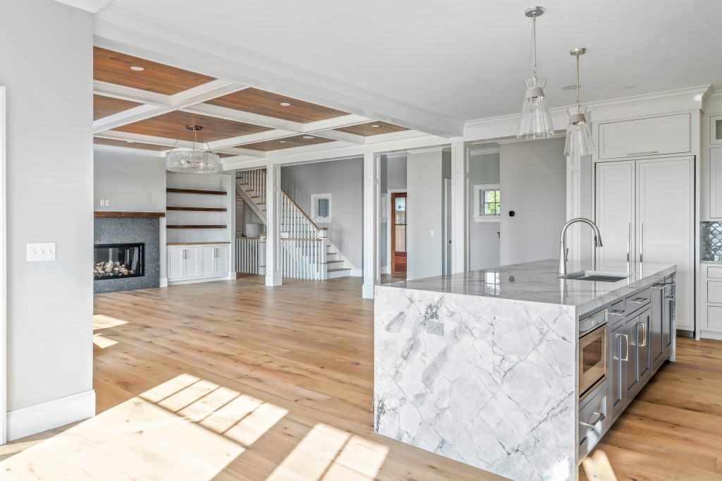 42 N Harbor Drive