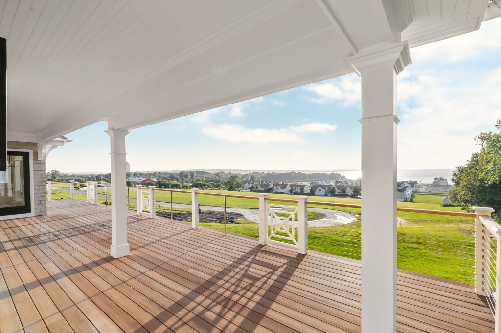 42 N Harbor Drive