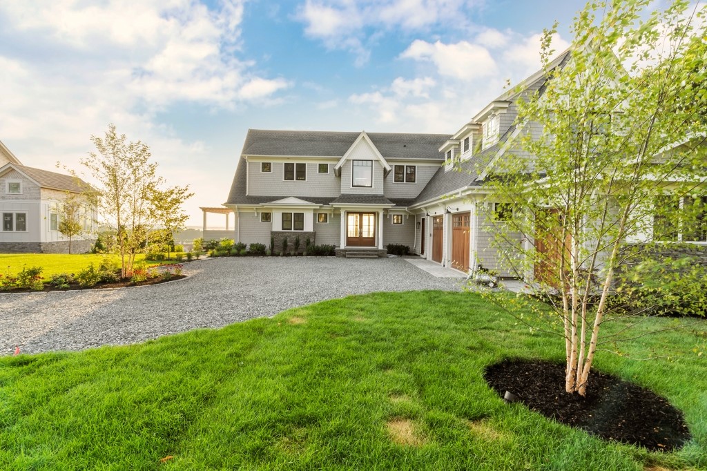 42 N Harbor Drive