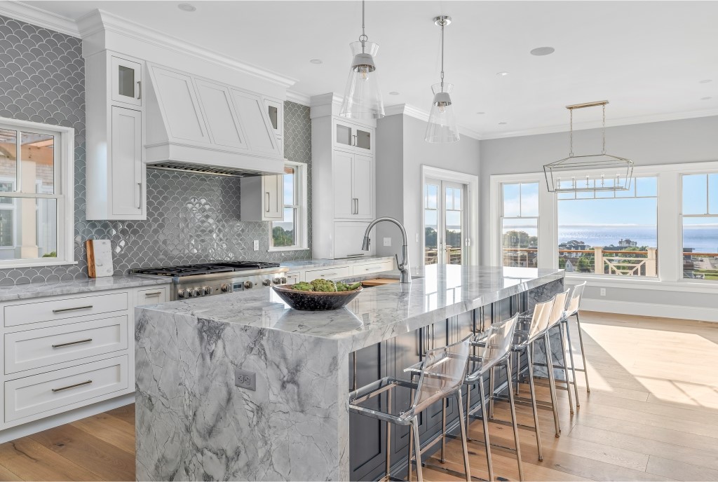42 N Harbor Drive