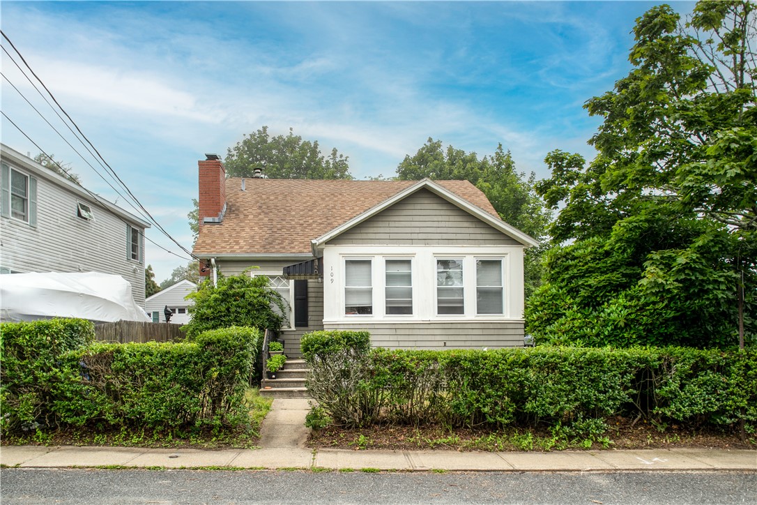 109 Carroll Avenue