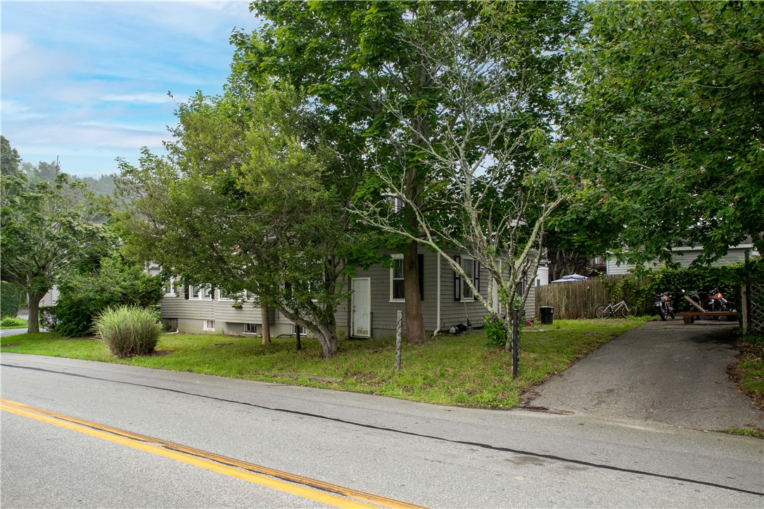 109 Carroll Avenue