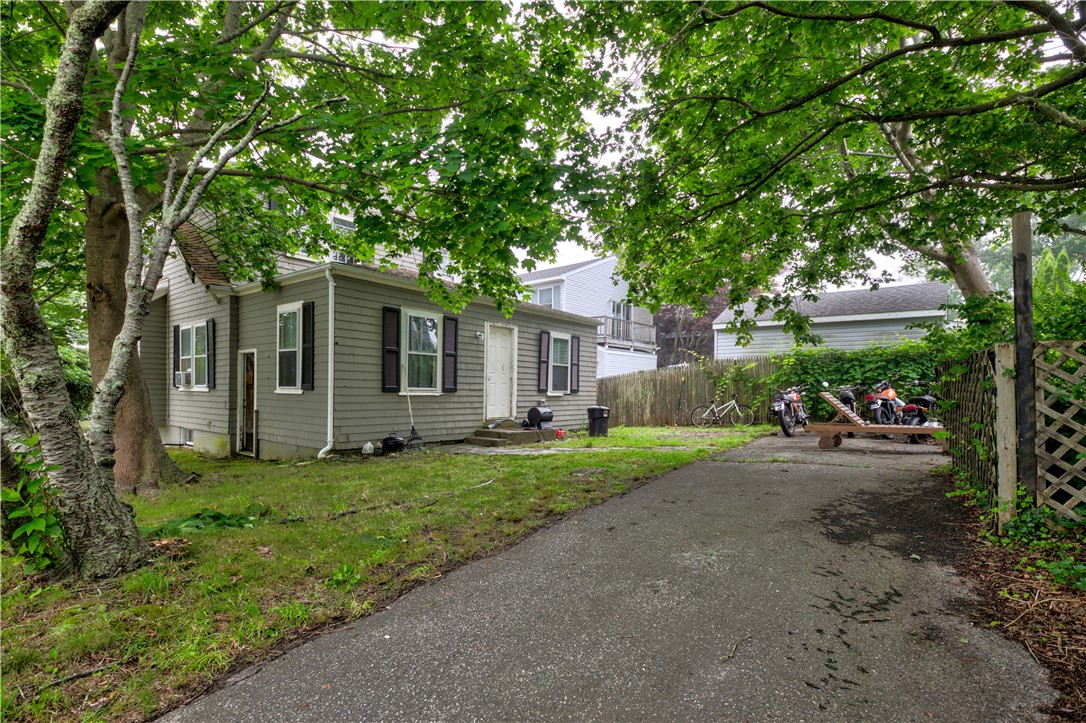 109 Carroll Avenue